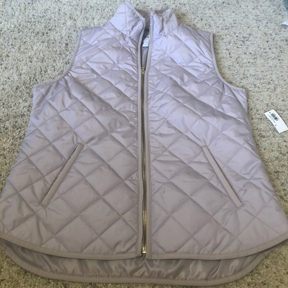 NWT quilted Old Navy puffer vest
